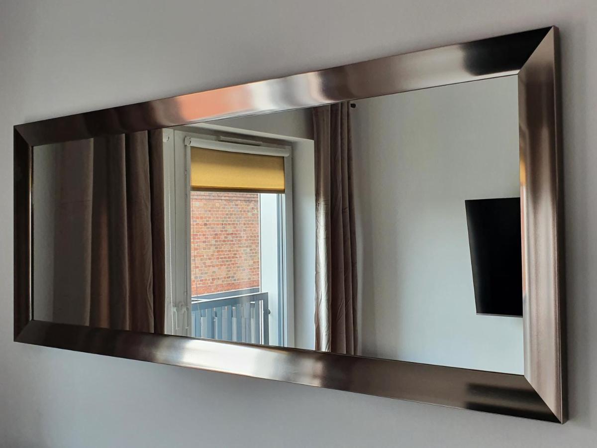 Apartament Skarbowa & Parking 莱什诺 外观 照片