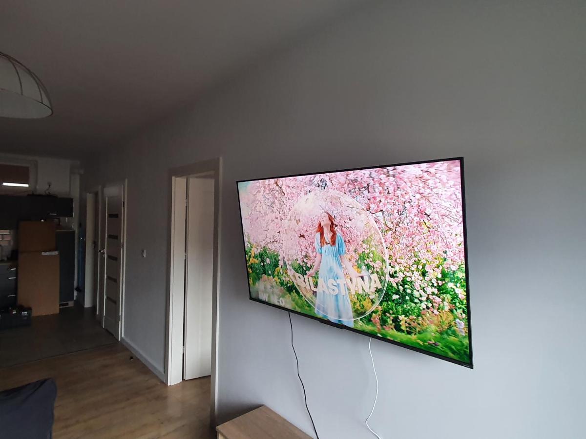 Apartament Skarbowa & Parking 莱什诺 外观 照片